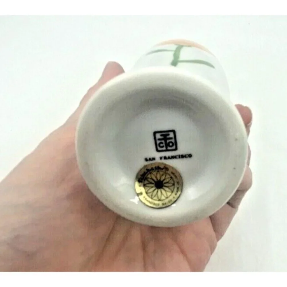 Takahashi San Francisco White Yellow Floral 7 1/2” Bud Vase Made Japan Cottage